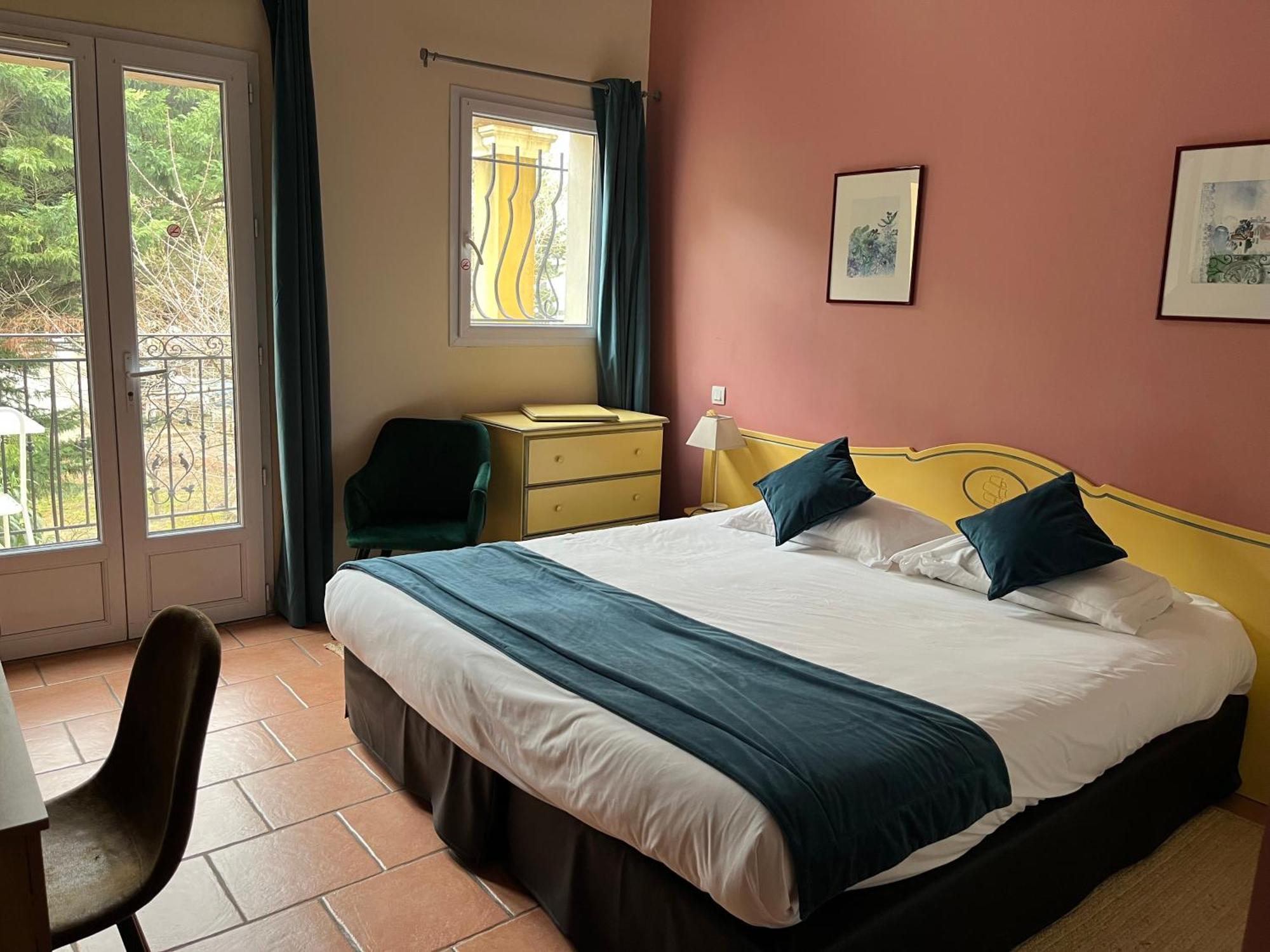 Appart'Hotel Festival Sud Aqua - Avignon Tgv Exterior photo