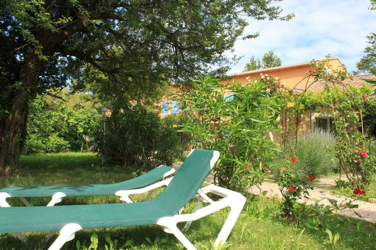 Appart'Hotel Festival Sud Aqua - Avignon Tgv Exterior photo